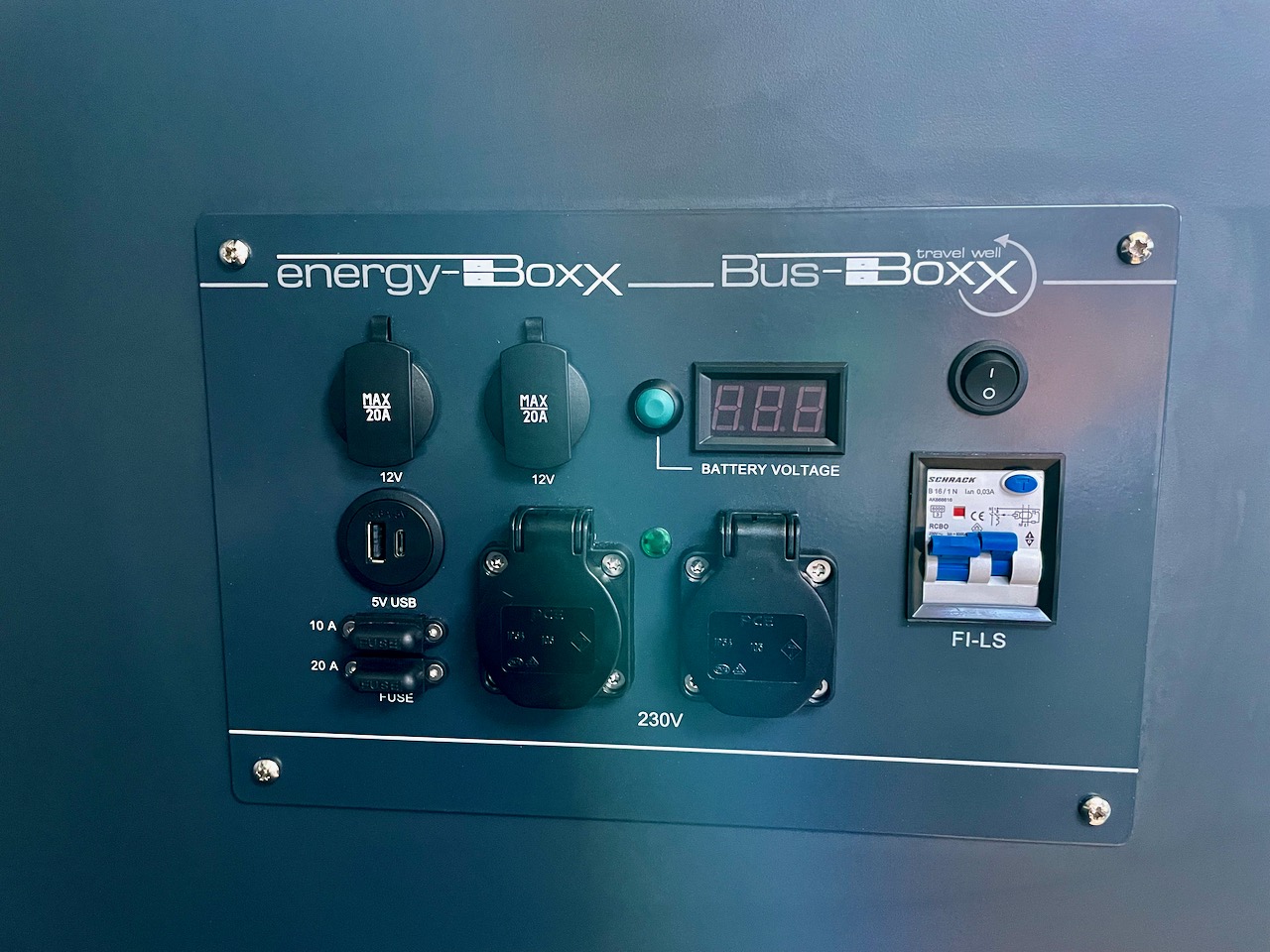 Vanexxt autoelamu kastikale