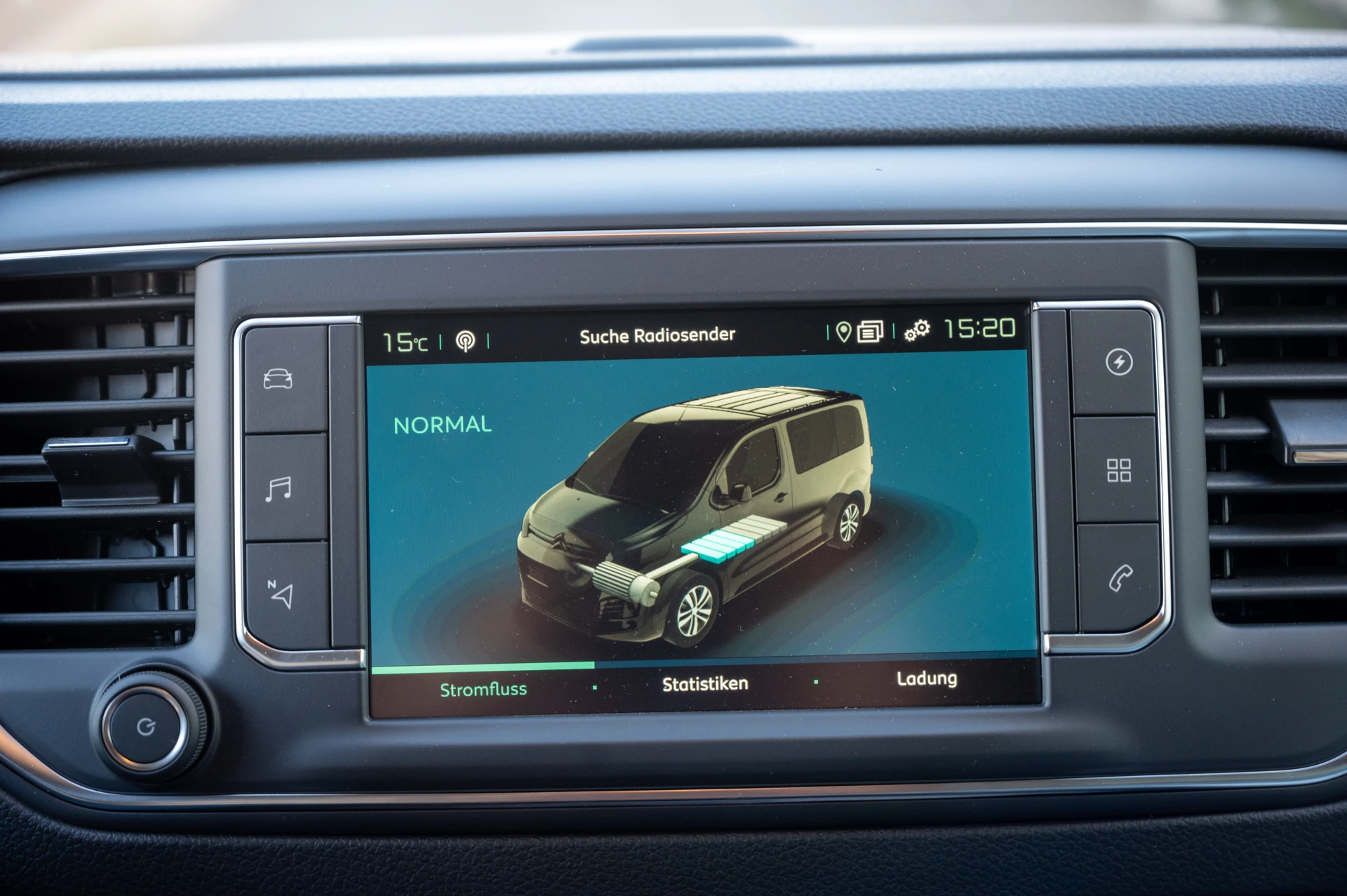 PÖSSL Vanster ë-Spacetourer