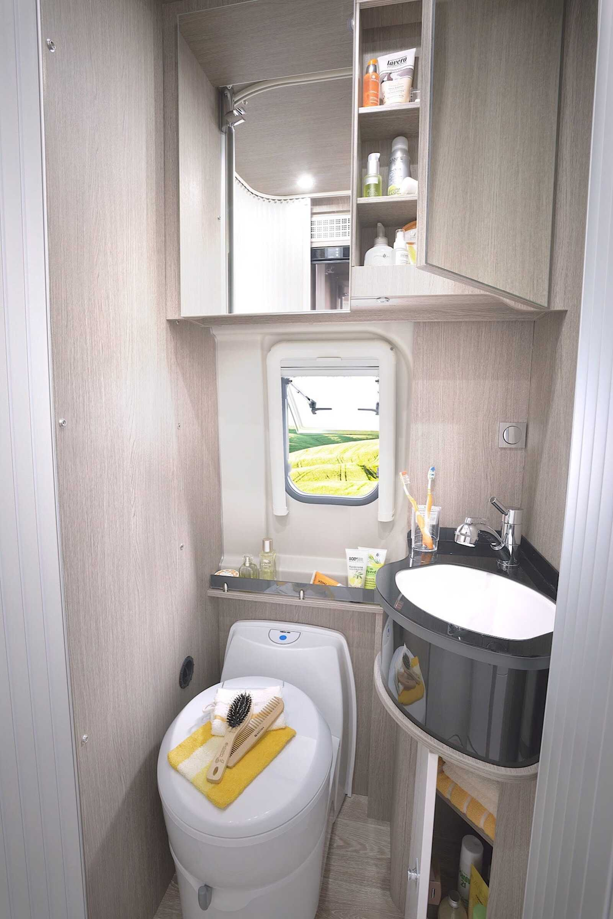 PÖSSL D-line Roadcruiser Revolution